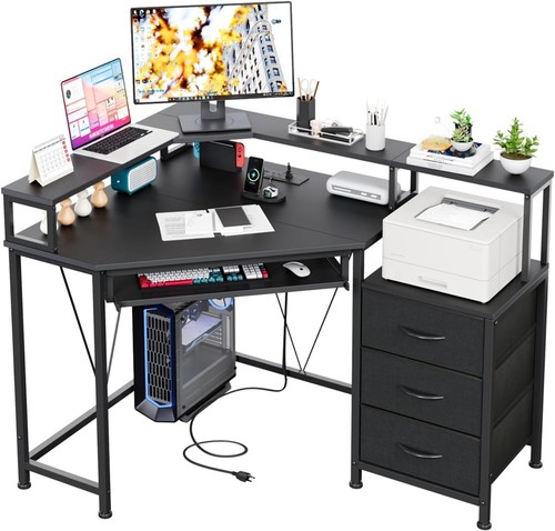 Shaped corner desk with 3 - corner,