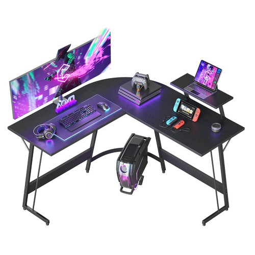 Gunji shaped desk corner - shaped,