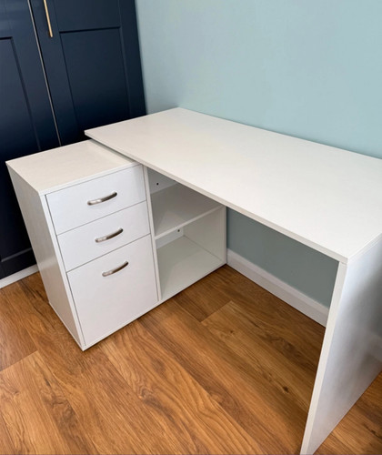 Large computer desk executive - computer,